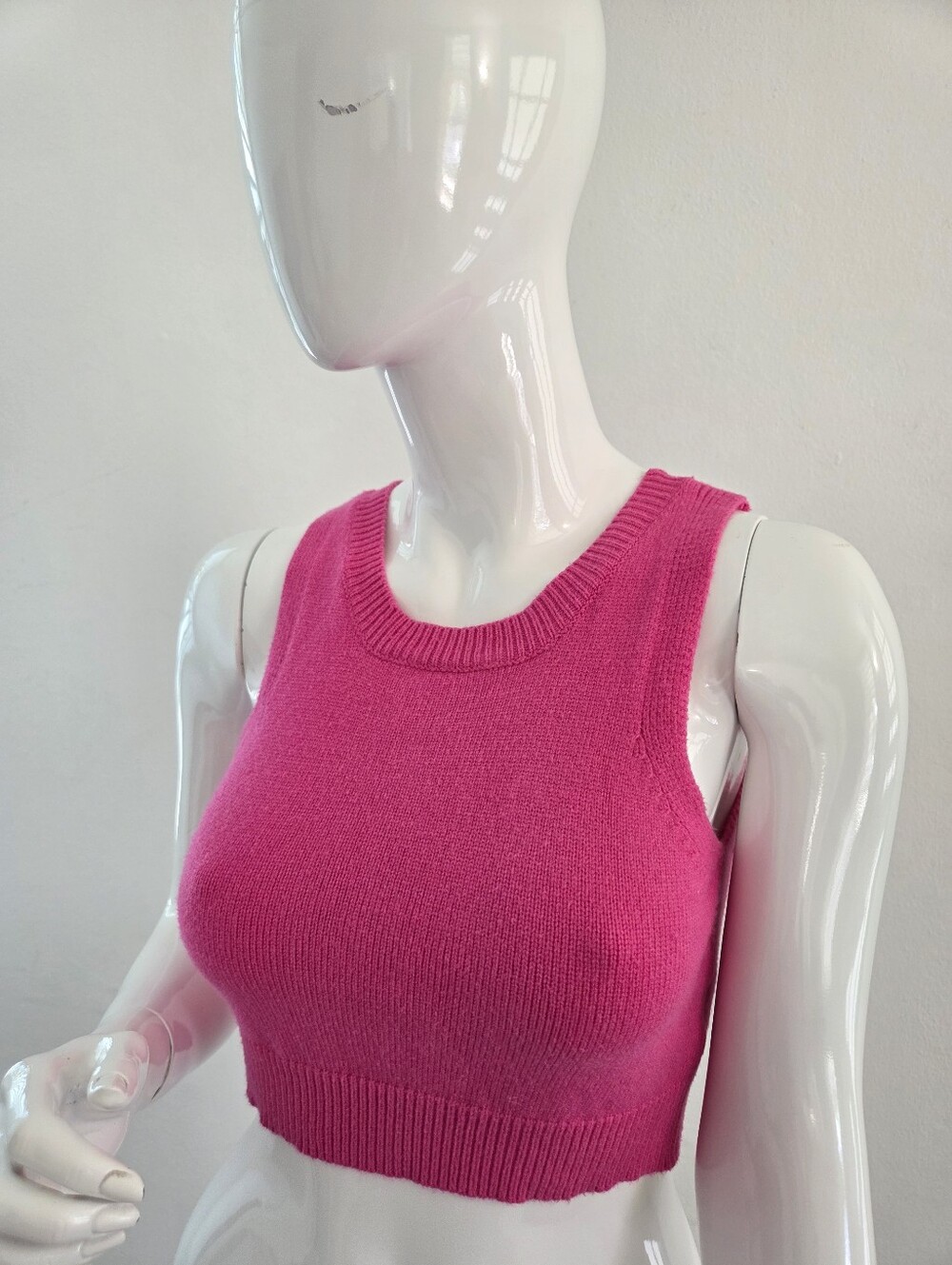 Hot Pink Knit Sleeveless Crop Top Vest Size Small - Picture 5 of 14
